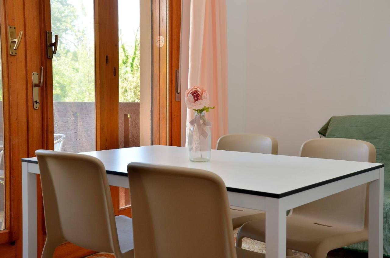 Condominio Corinzia ビビオーネ エクステリア 写真