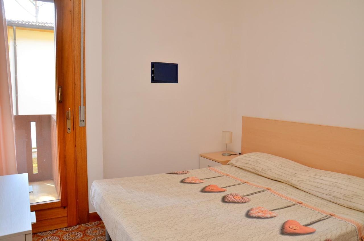 Condominio Corinzia ビビオーネ エクステリア 写真