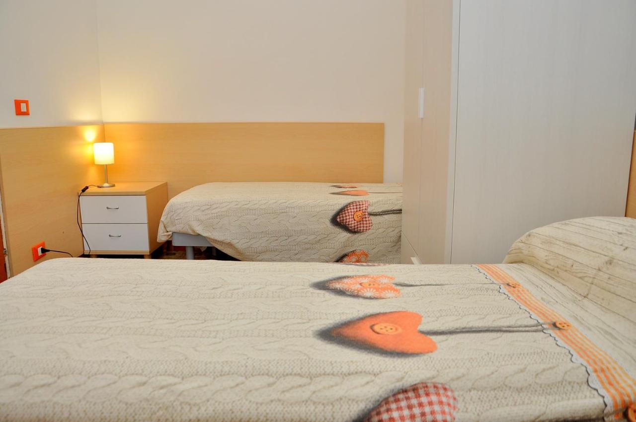 Condominio Corinzia ビビオーネ エクステリア 写真