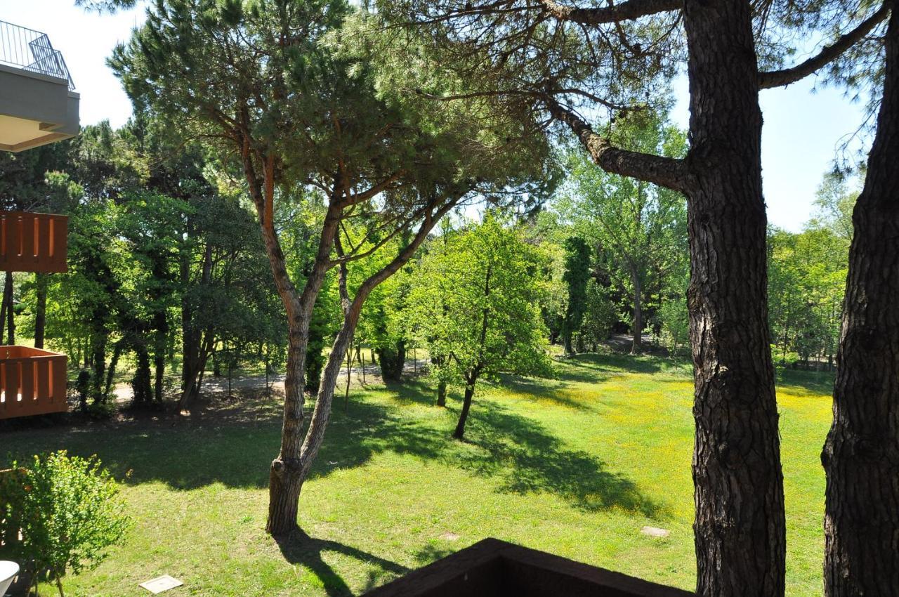Condominio Corinzia ビビオーネ エクステリア 写真