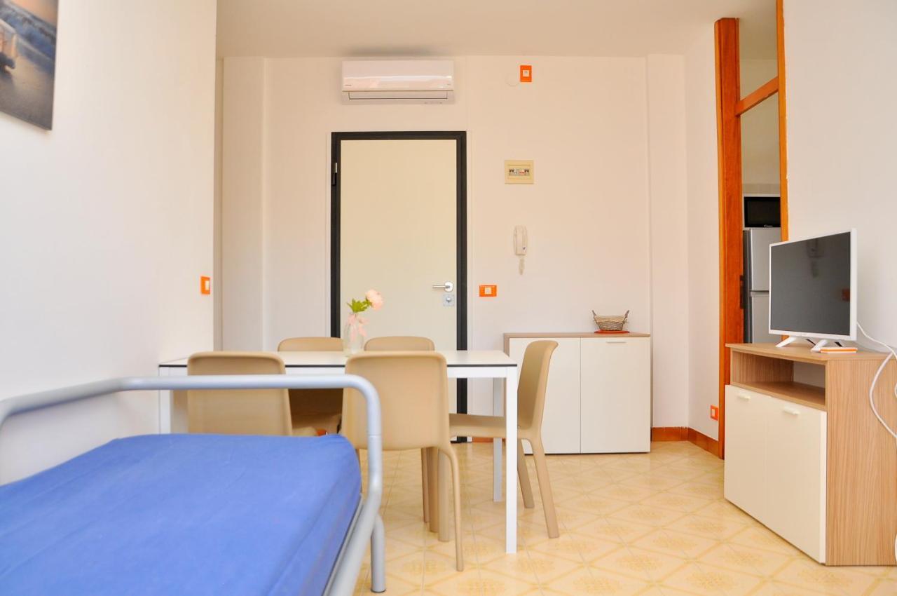 Condominio Corinzia ビビオーネ エクステリア 写真