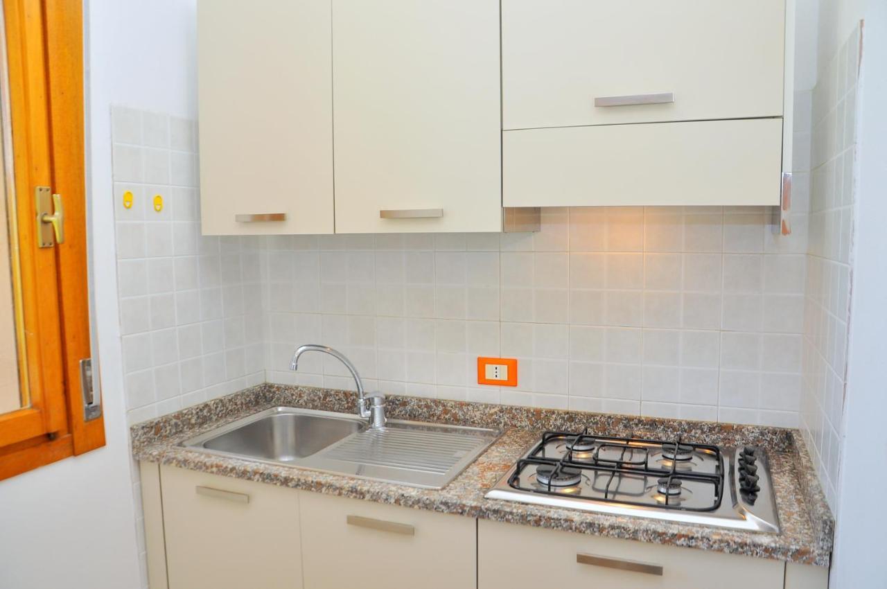 Condominio Corinzia ビビオーネ エクステリア 写真