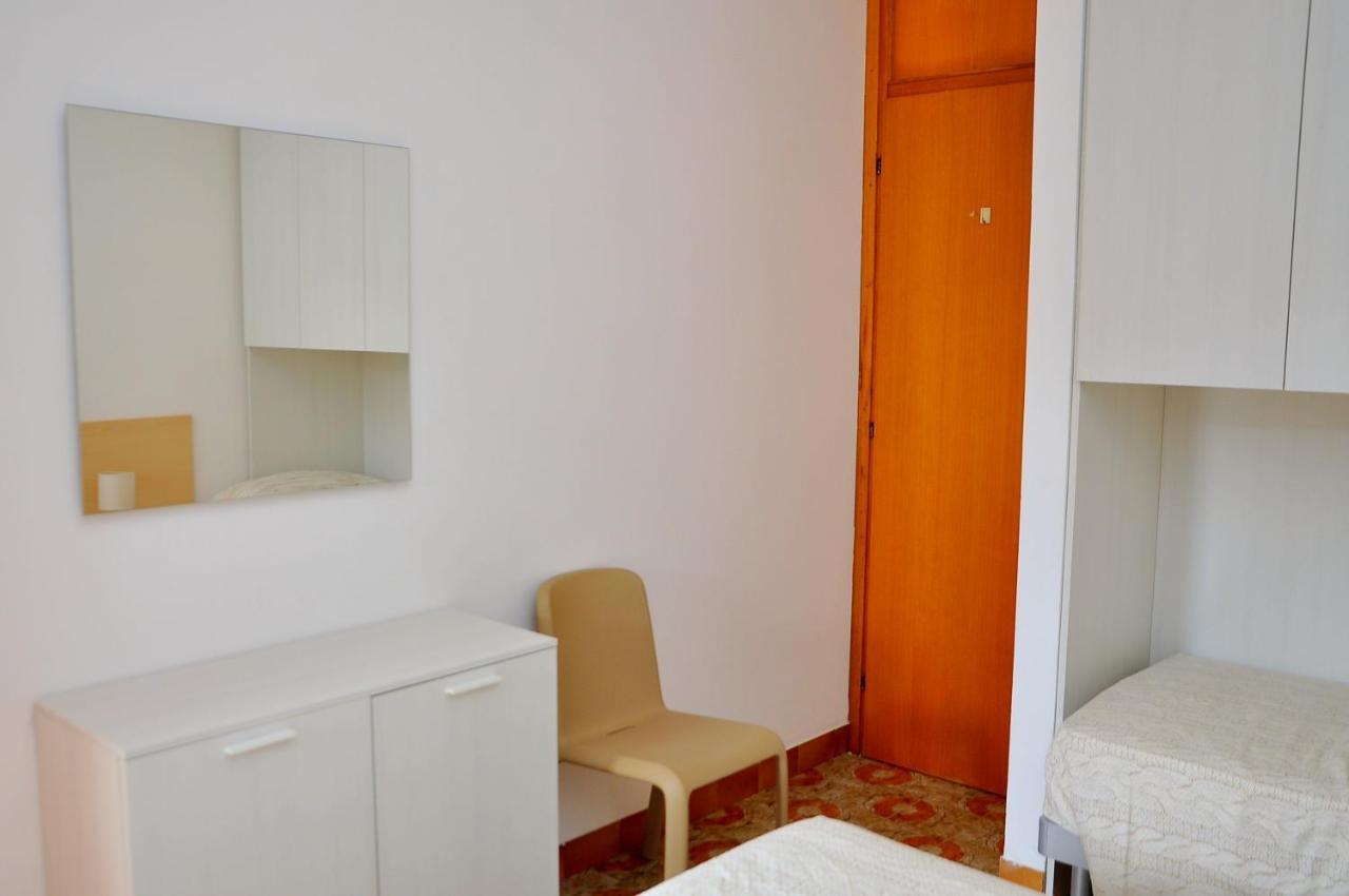 Condominio Corinzia ビビオーネ エクステリア 写真