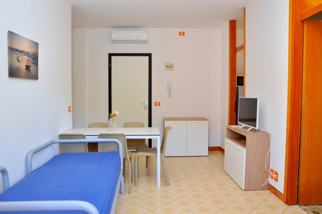 Condominio Corinzia ビビオーネ エクステリア 写真