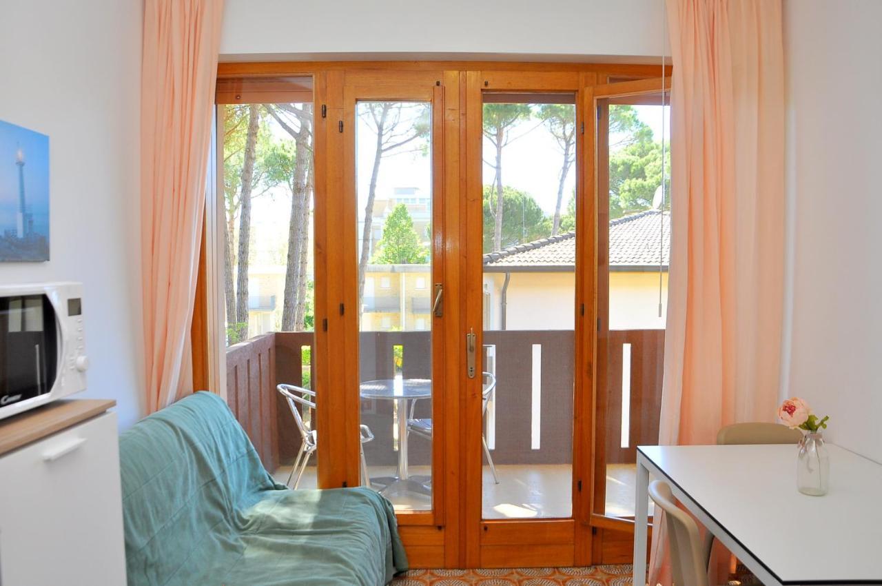 Condominio Corinzia ビビオーネ エクステリア 写真
