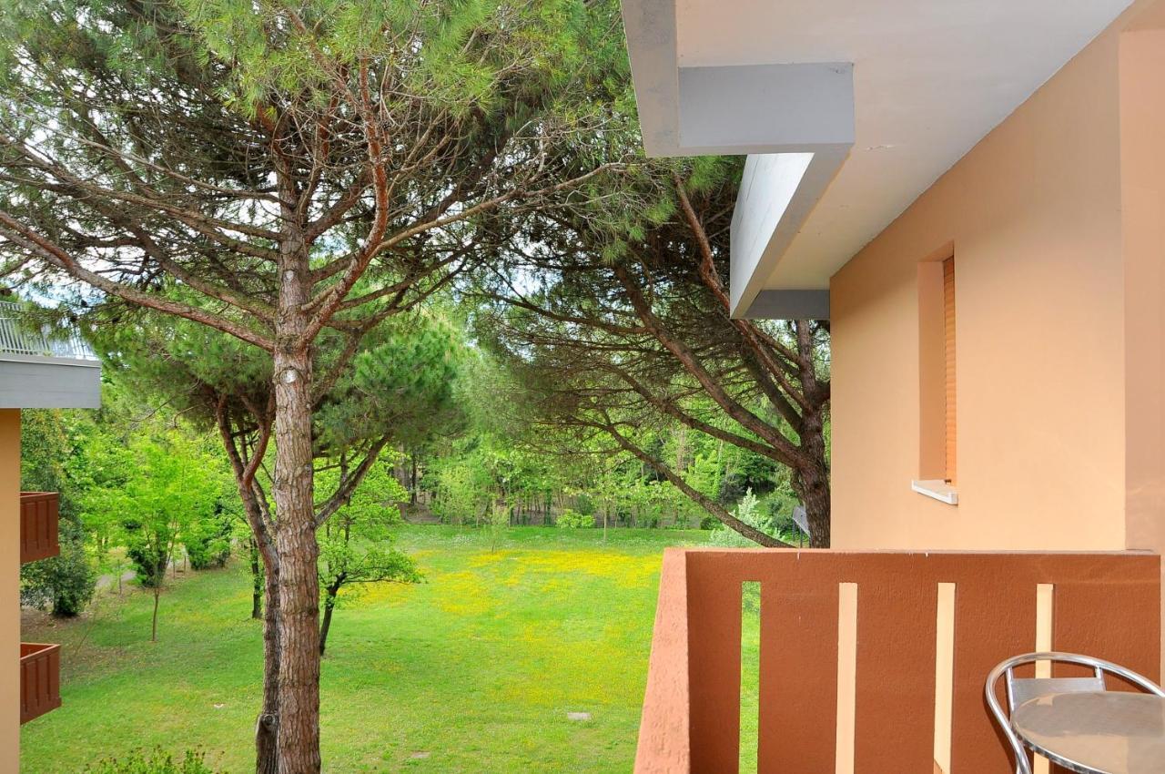 Condominio Corinzia ビビオーネ エクステリア 写真