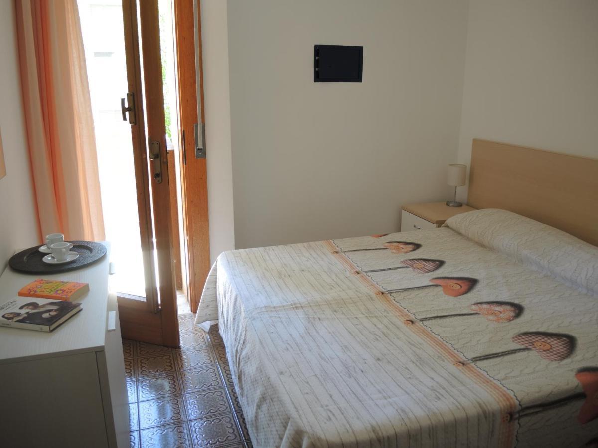 Condominio Corinzia ビビオーネ エクステリア 写真