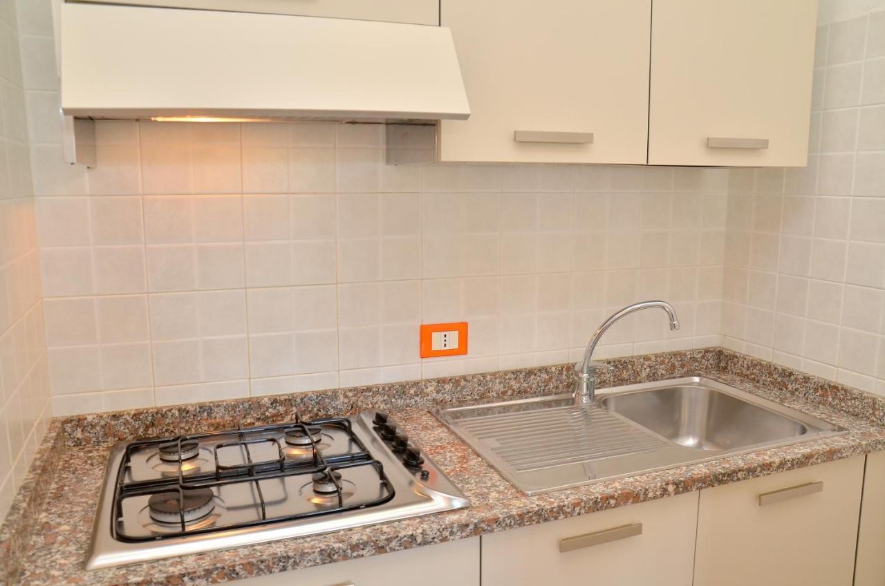 Condominio Corinzia ビビオーネ エクステリア 写真
