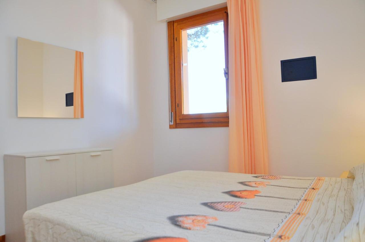 Condominio Corinzia ビビオーネ エクステリア 写真