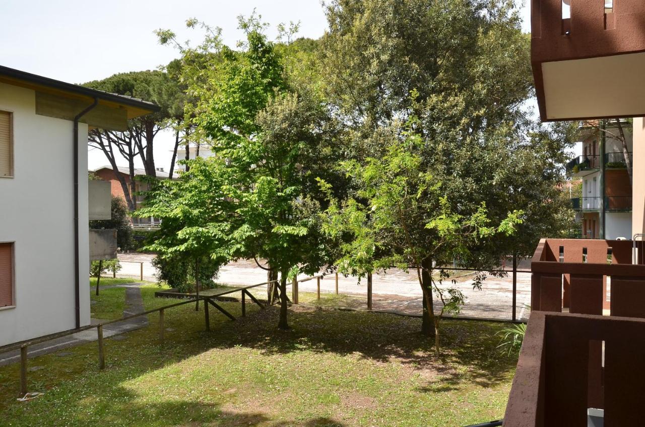 Condominio Corinzia ビビオーネ エクステリア 写真
