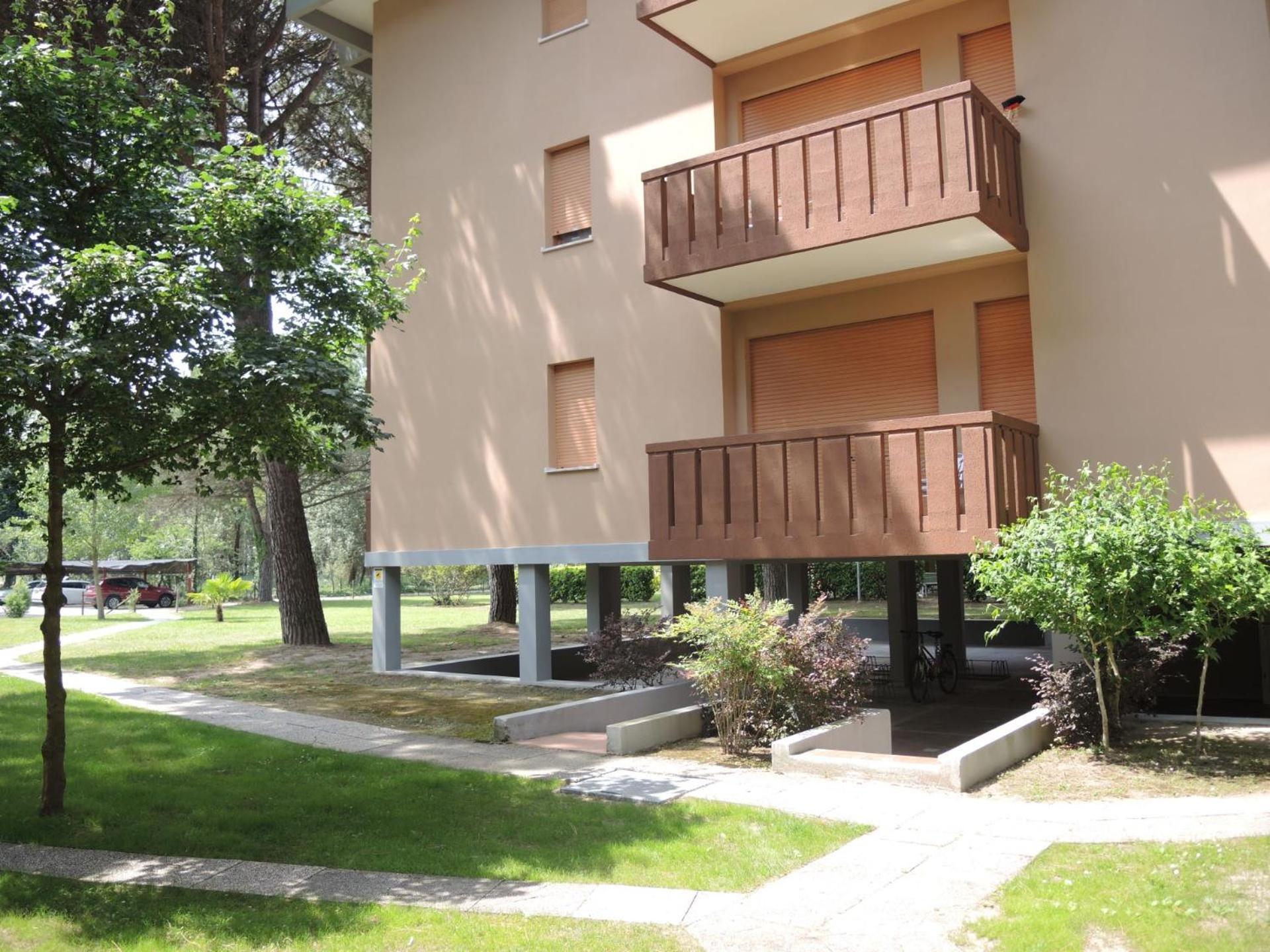 Condominio Corinzia ビビオーネ エクステリア 写真