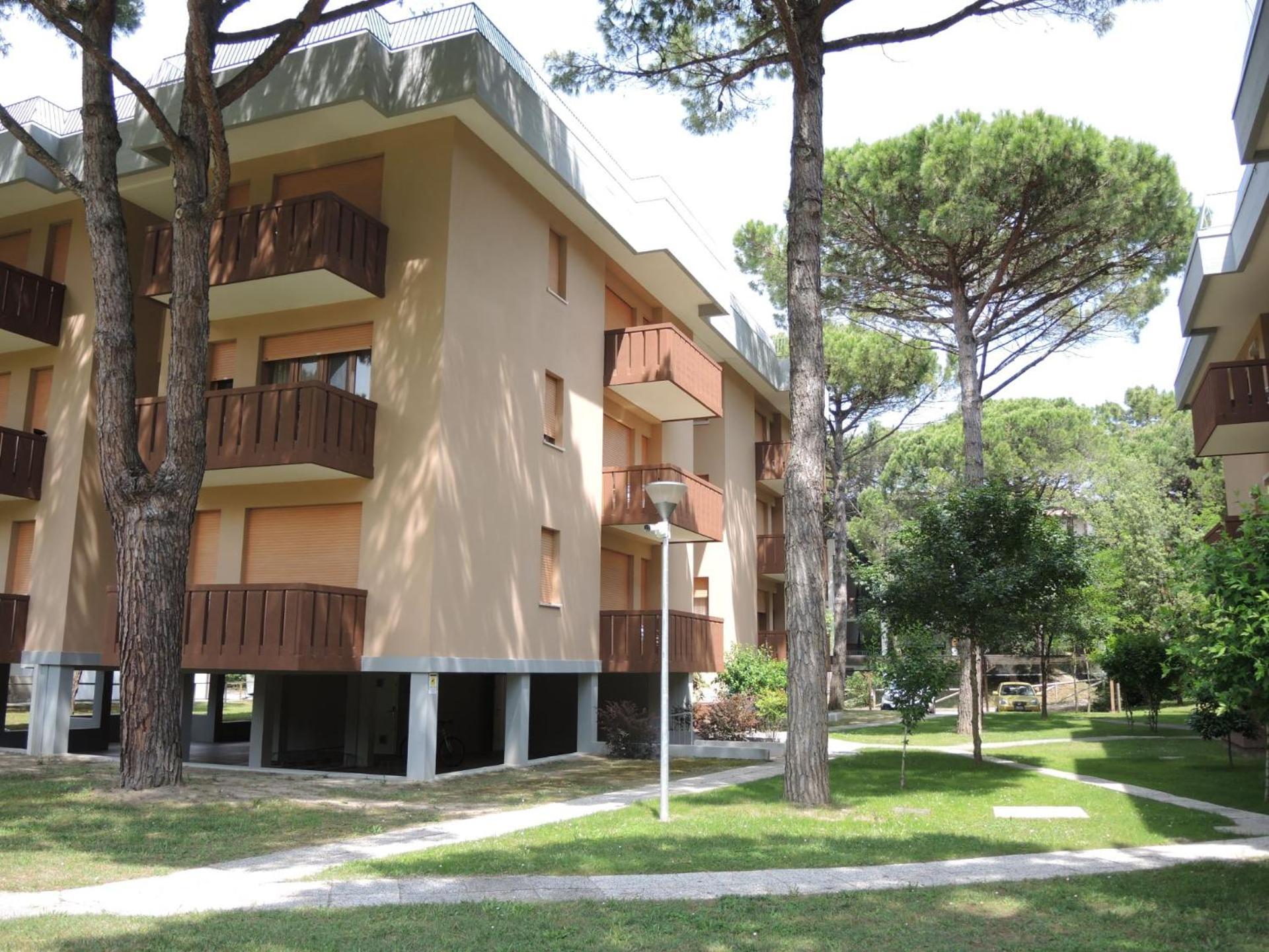 Condominio Corinzia ビビオーネ エクステリア 写真