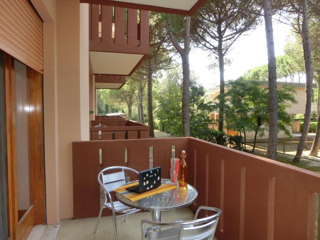 Condominio Corinzia ビビオーネ エクステリア 写真