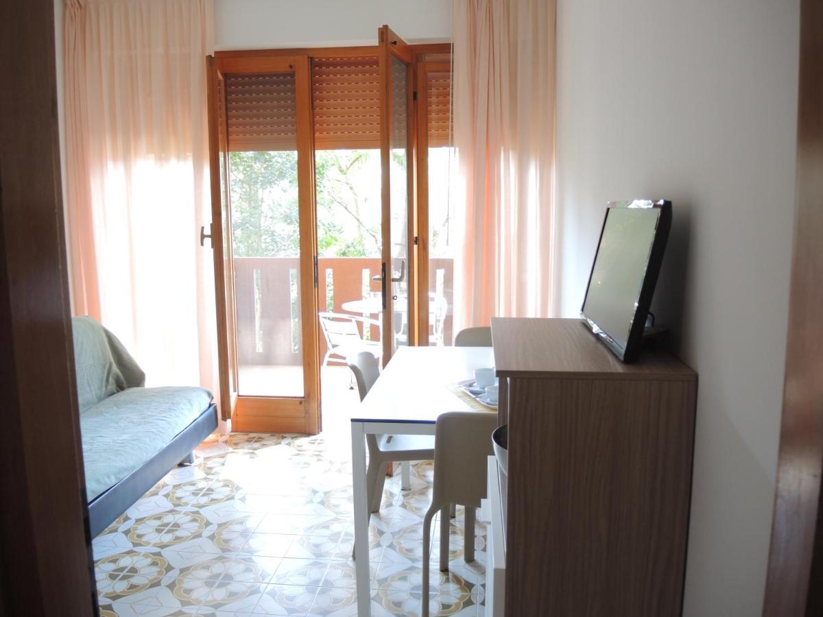Condominio Corinzia ビビオーネ エクステリア 写真